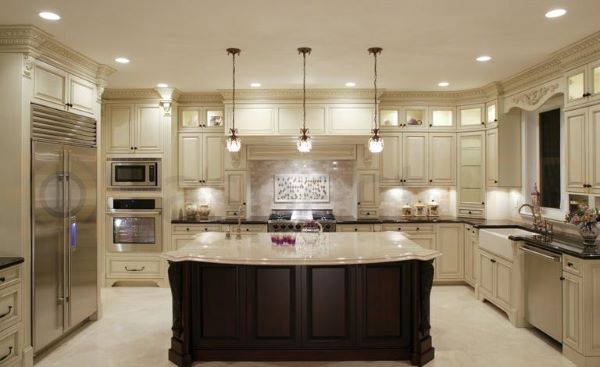 LED Lighting throughout the kitchen