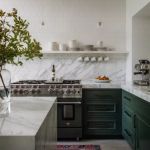Marble backsplash as design trend