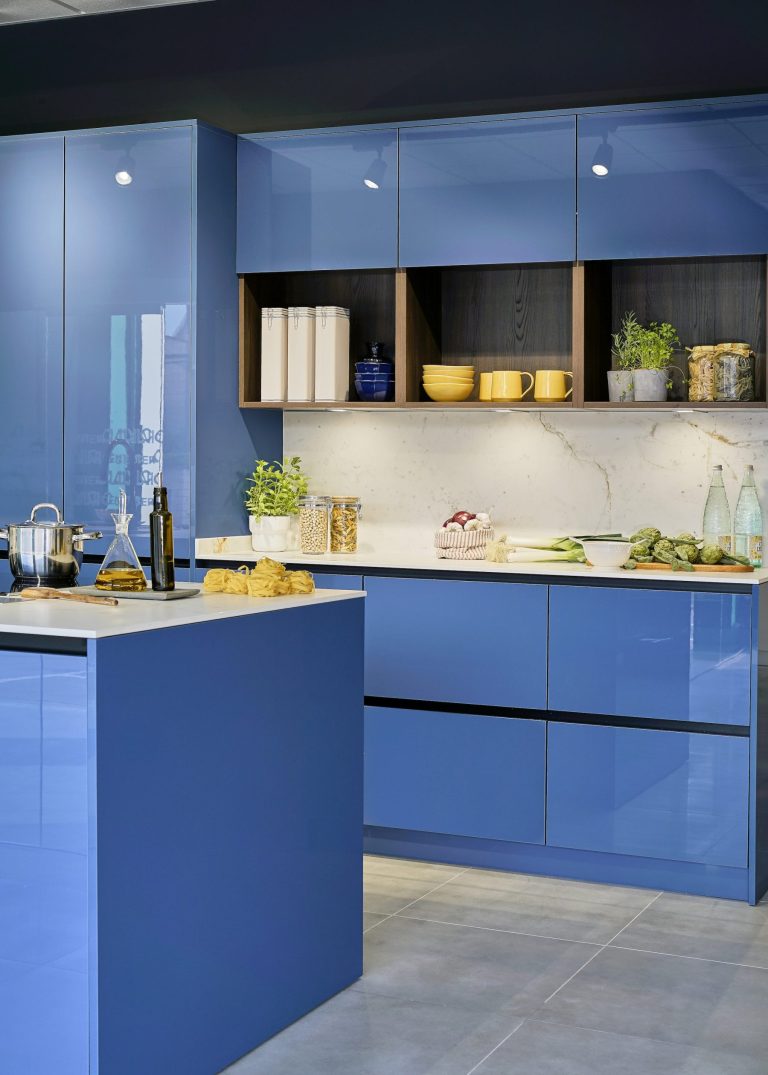 Frameless cabinets iin kitchen with Alvic doors drawers and panels