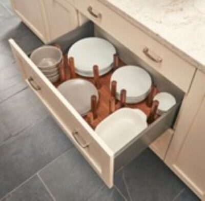 Deep drawer storage for dishes